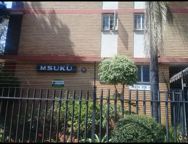 1.5 BEDROOM FLAT FOR SALE IN SUNNYSIDE